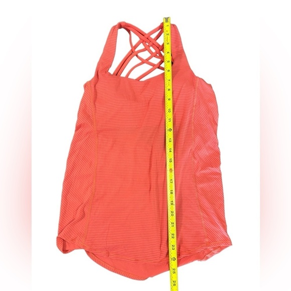 LULULEMON Wild Tank and Bra Atomic Red Size
4 with Stripes - Picture 10 of 10